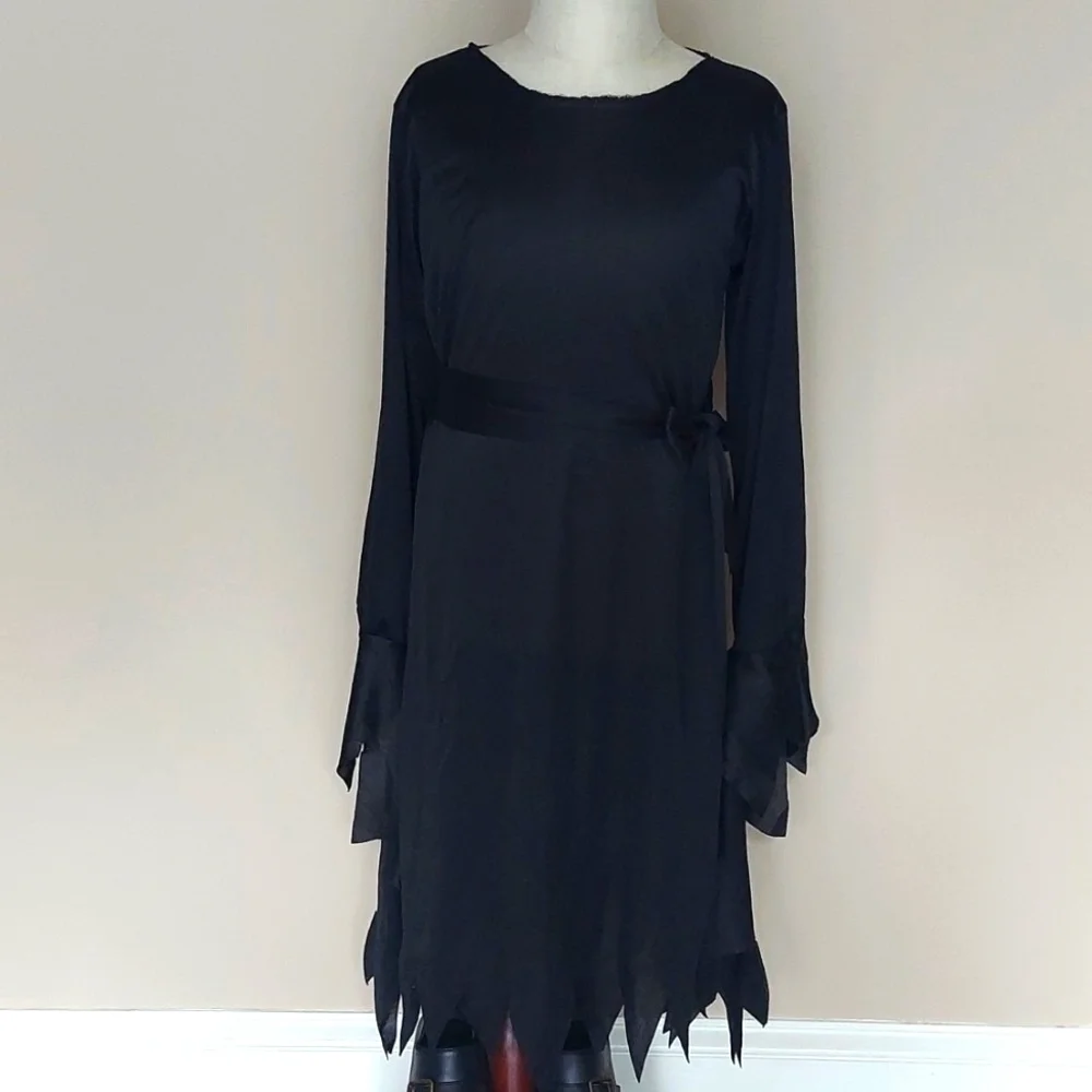 Child Witch Costume With Hat, shoes and latex nose and chin  - Size Med (8-10)